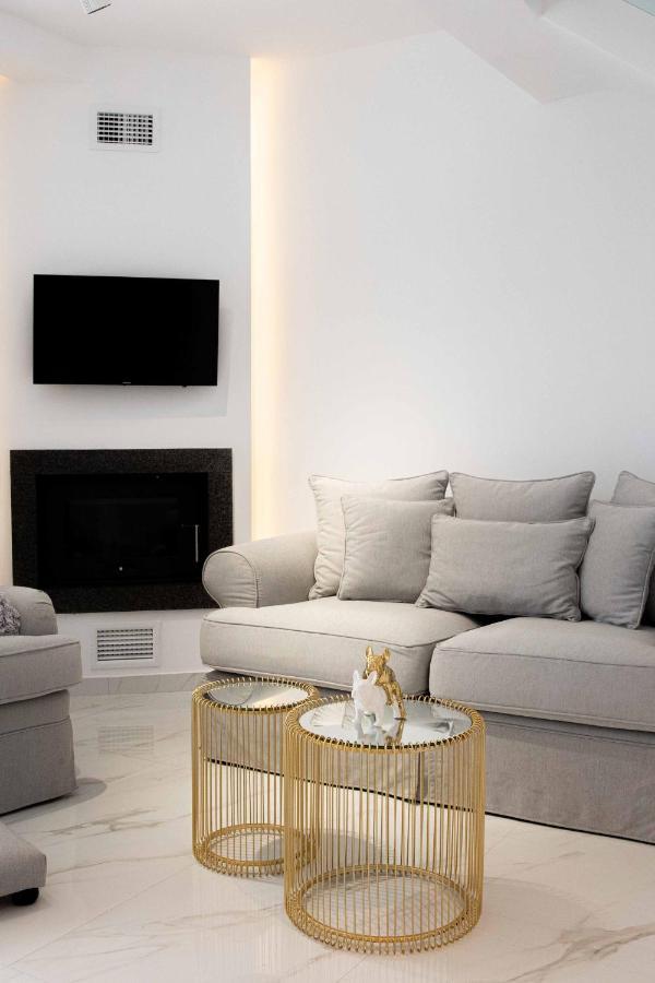 Dk Luxury Suite Néa Péramos المظهر الخارجي الصورة