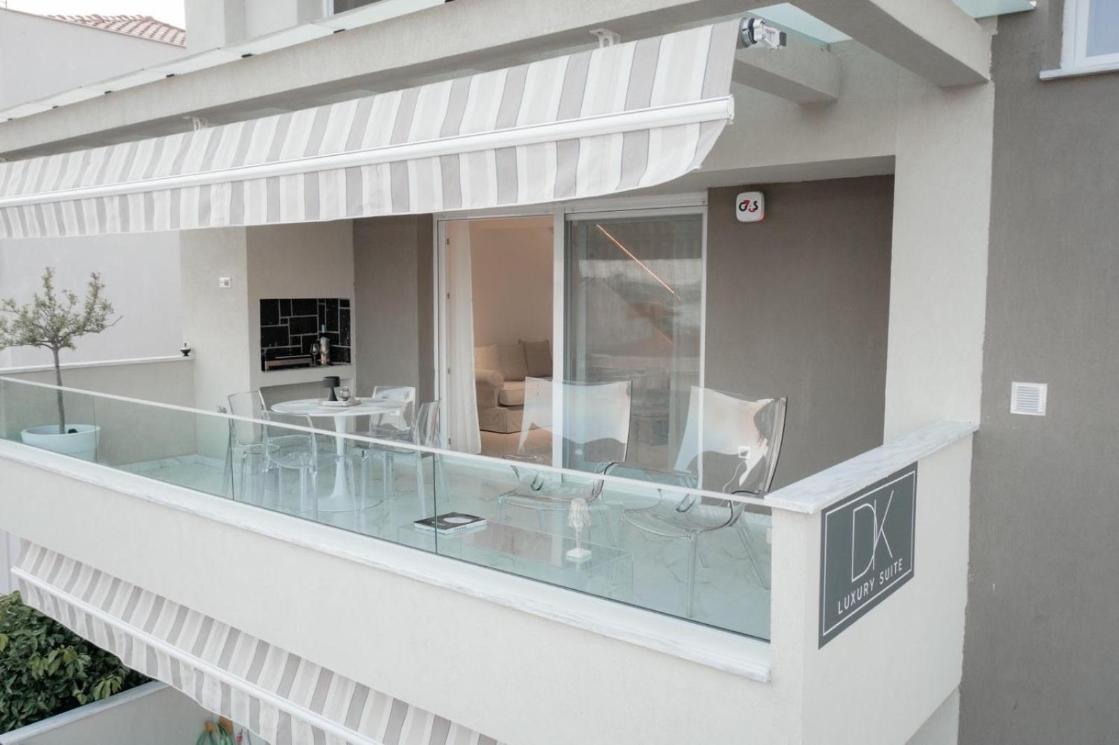 Dk Luxury Suite Néa Péramos المظهر الخارجي الصورة